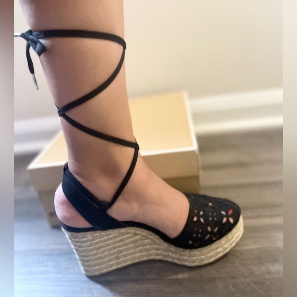 Michael Kors Draci Closed Toe Wedge Heels for summer dresses. - Picture 5 of 5